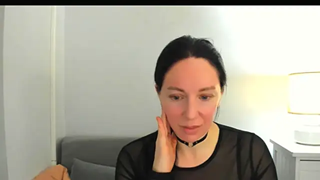 MiaFair online show from February 27, 5:35 pm