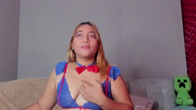 Miia Grey  online show from April 10, 1:06 pm