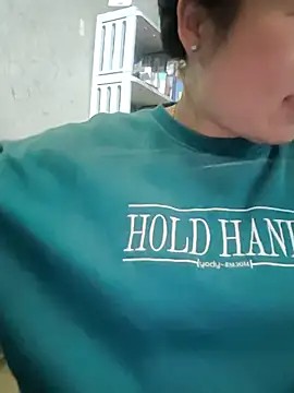 MayEva ly online show from March 6, 3:45 am