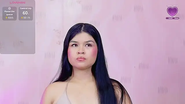 naughtyyindiann online show from July 19, 7:49 pm