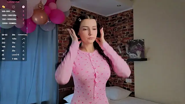 Six Seven7 online show from April 21, 12:12 pm