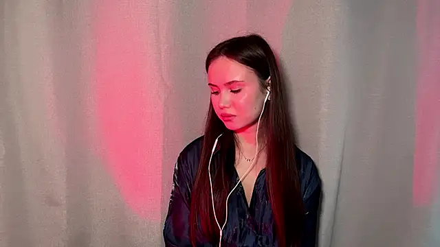 MarylynnSimens online show from February 24, 5:39 am