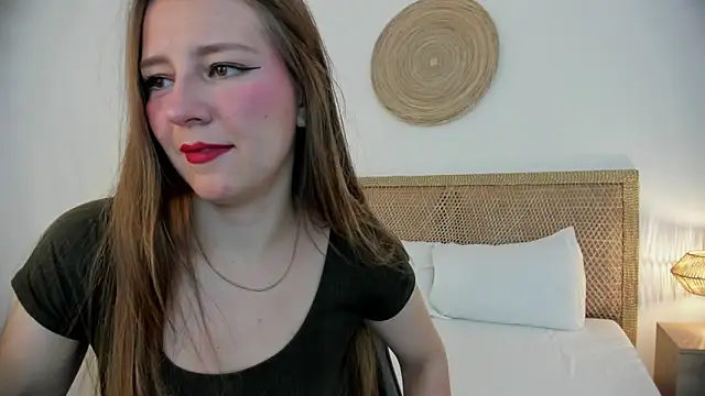 elaia bridge online show from April 11, 7:06 pm