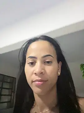 Issis2000 online show from June 2, 7:53 am
