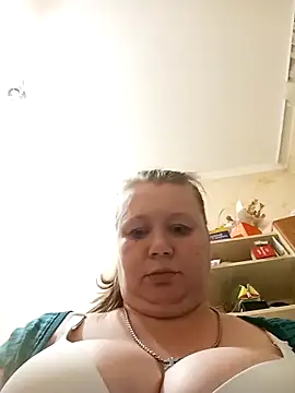 KiraStanton online show from April 14, 6:41 pm