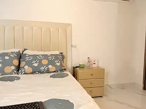 Scarlet luna1 online show from March 13, 1:51 am