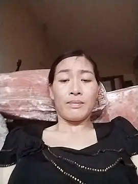 lris-Beauty77 online show from March 23, 3:07 pm