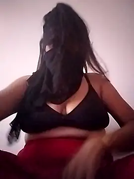 Shanuhotx online show from March 5, 10:44 am