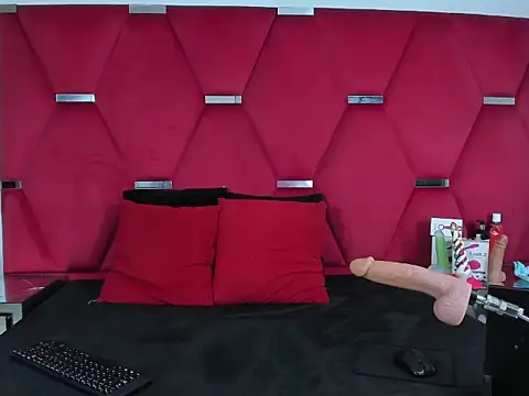 Alicee Grey online show from February 23, 2:05 pm