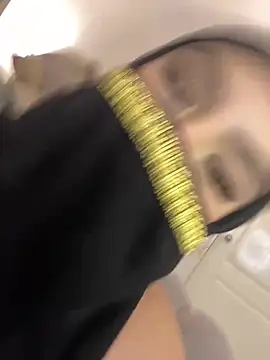 Yasmin cute online show from March 5, 1:01 am