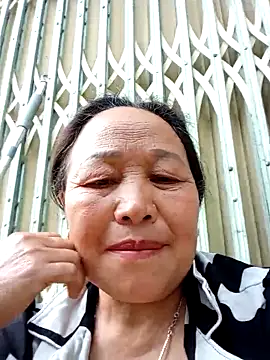 heesuu11 online show from March 27, 8:16 am