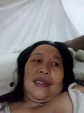 heesuu11 online show from March 7, 11:01 pm