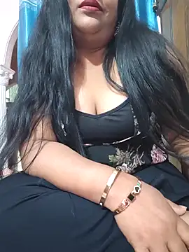 Moonae online show from March 22, 10:10 am