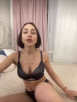 Anna Gilbert online show from April 4, 3:11 pm