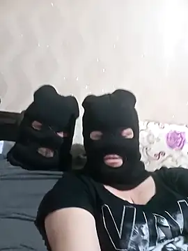 DiamondDaisy online show from February 28, 5:01 pm