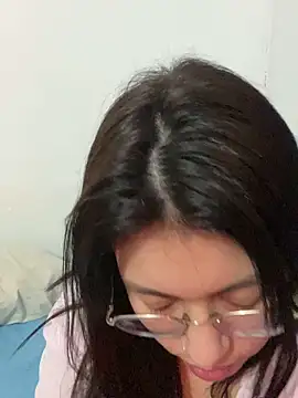 DimeAria online show from April 29, 5:51 pm