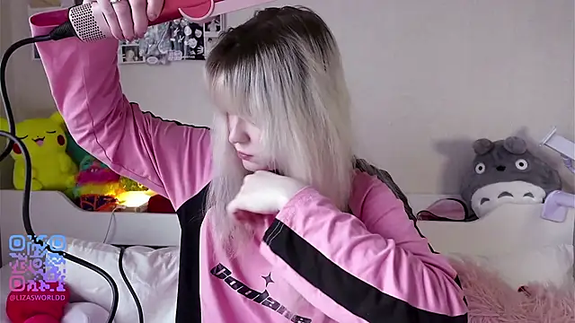 LisaNelsona online show from March 3, 12:38 am