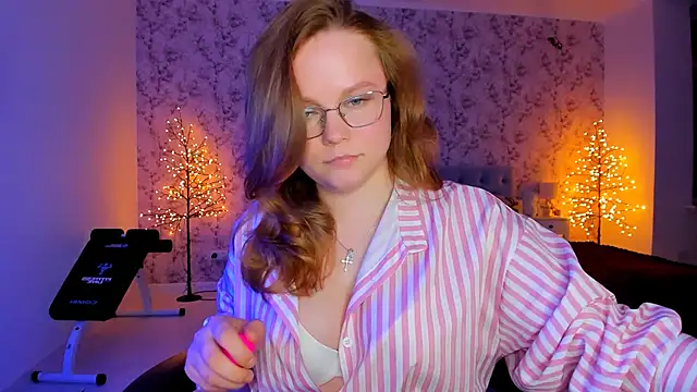 AngellaRud online show from February 26, 7:35 pm