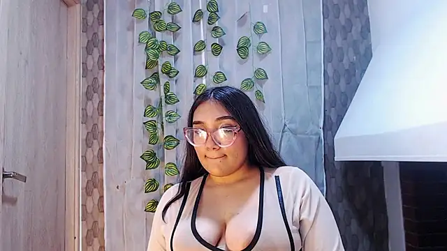 anyela donecm online show from April 10, 7:53 pm