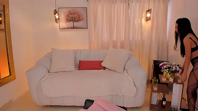 IsabellaLux  online show from March 19, 3:27 pm