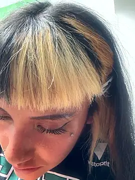 Sara 92 online show from April 18, 7:07 pm