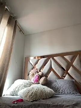 Misty-kat online show from March 27, 7:25 pm