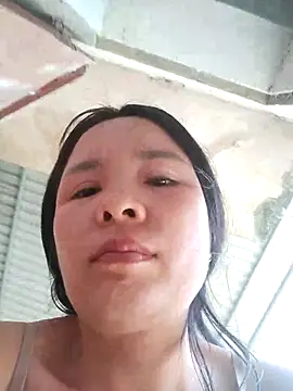 Ivy Trix2 online show from March 16, 7:01 am