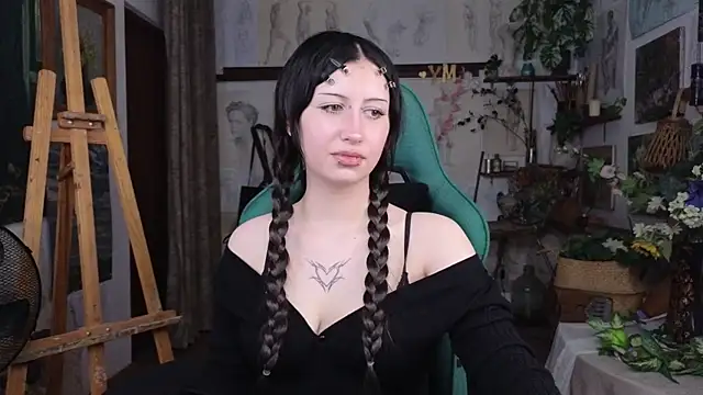 EffieMeowley online show from May 1, 12:08 pm