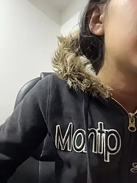 LilyRossi  online show from July 2, 12:44 pm