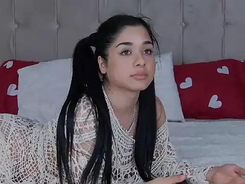 MissNaomiBelle online show from May 13, 4:46 pm
