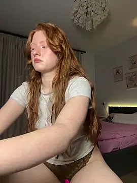 gingerlatte online show from March 17, 8:13 pm