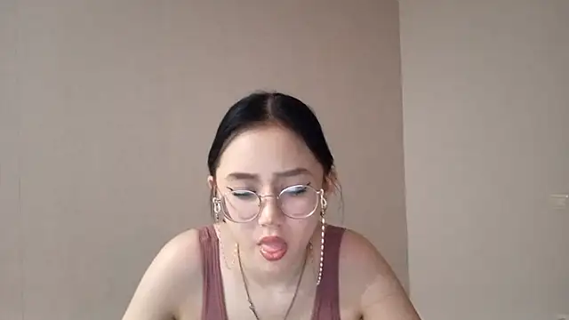 SolvedGlobe online show from April 3, 3:10 pm