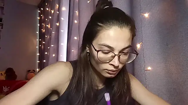 JInaMillsap online show from April 3, 5:05 am