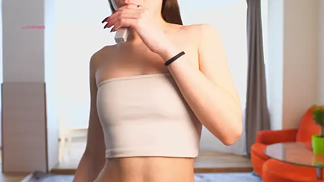 SammieBrailsford online show from April 9, 5:21 am