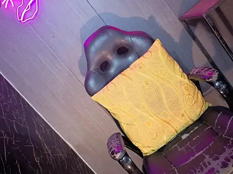 annacraigsense online show from March 15, 1:02 pm