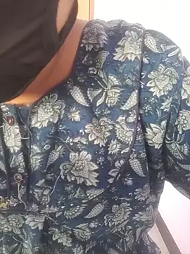 Tamillaxmi12 online show from March 13, 9:32 am