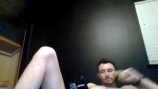 TallHungandCloudy69 online show from May 24, 3:16 am