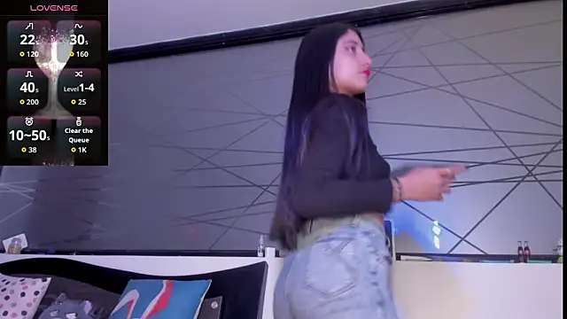 Princess tina online show from March 3, 1:11 am