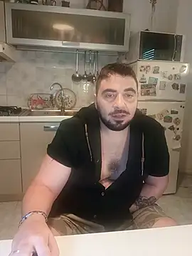 bear skinny online show from July 25, 1:18 pm
