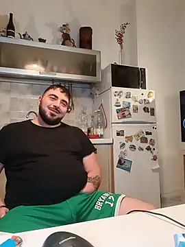 bear skinny online show from July 23, 10:18 pm