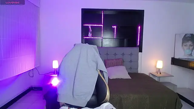  chloe 1 online show from March 17, 9:19 pm