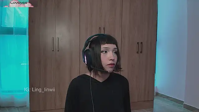 ling meow online show from June 8, 1:12 pm