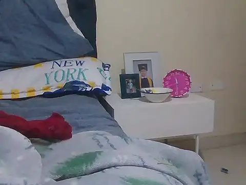 Jiwon Han online show from March 12, 3:53 am