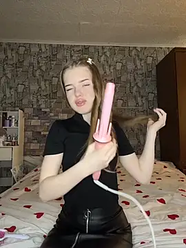 KayShaw online show from March 27, 5:20 am