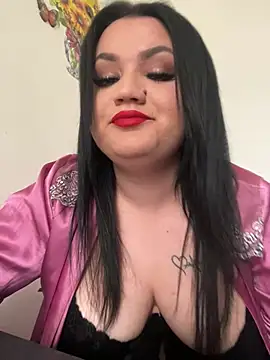 julietalovee online show from March 23, 12:11 pm