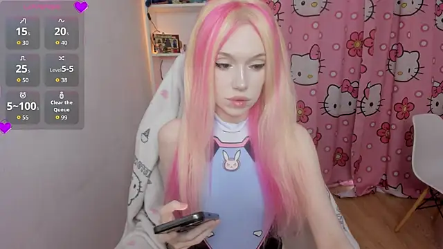 Nikkimiltonss online show from July 10, 11:10 am