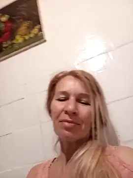 ViktoriaSexi1 online show from April 3, 8:29 pm