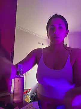 SamanthaWalker  online show from March 13, 12:17 pm