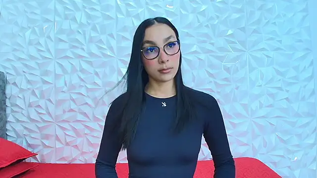 SOPHIA ZC online show from March 25, 7:50 pm