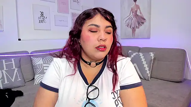 Dana sophiia online show from April 18, 4:37 am